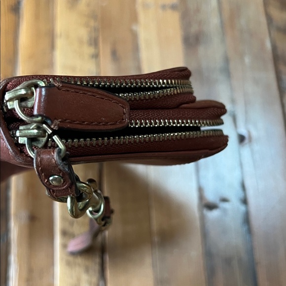 Coach Accordion Vintage Tan Leather Zip Wallet Wristlet - Picture 10 of 10